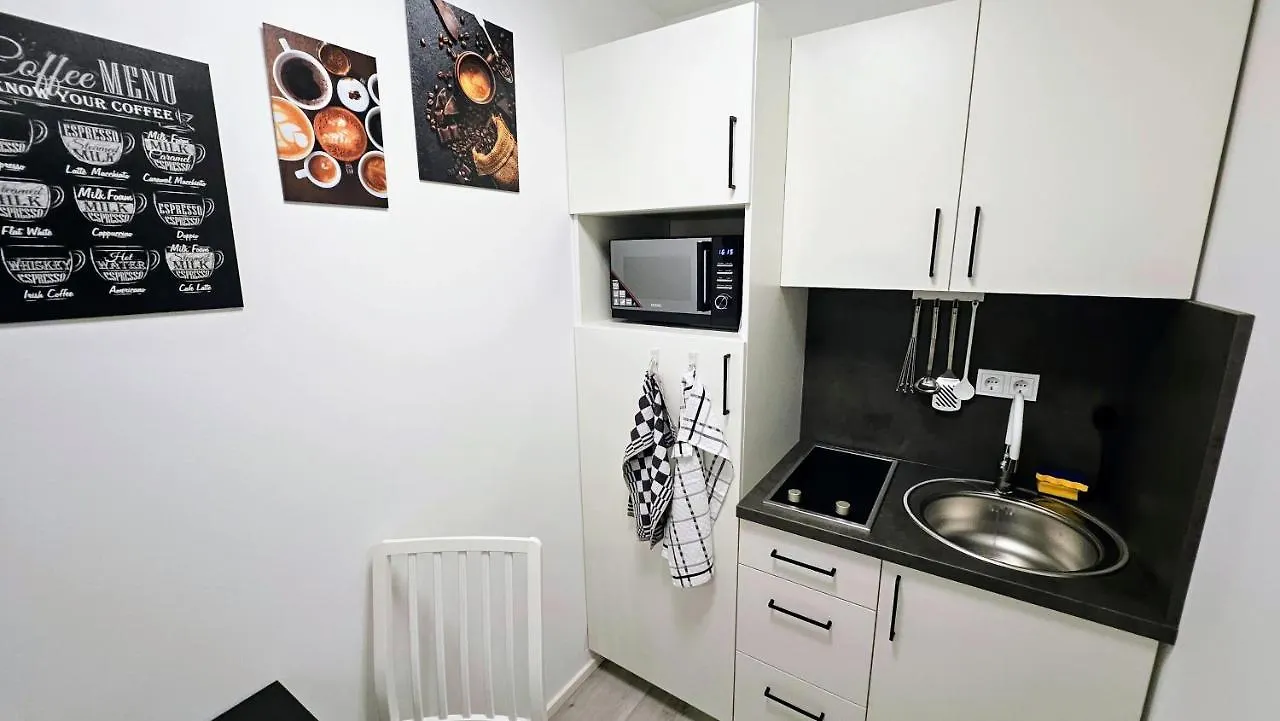 Apartment Kueche Arbeitsplatz Netflix Wlan Barrierefrei Augsburg 0*,