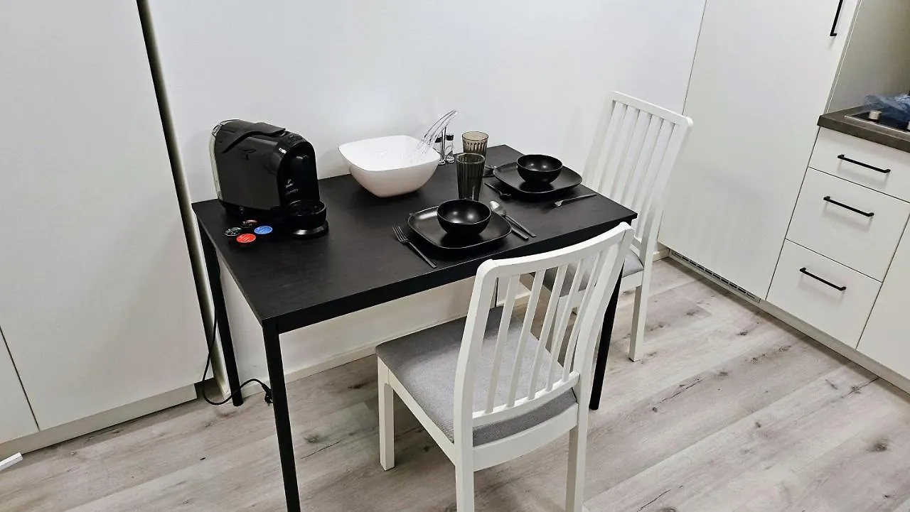 Apartment Kueche Arbeitsplatz Netflix Wlan Barrierefrei Augsburg